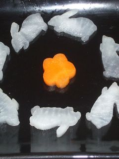 野菜の切れ端*塩漬け花ウサギ-レシピのメイン写真