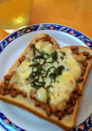 簡単☆納豆マヨチーズトーストの作り方-レシピのメイン写真