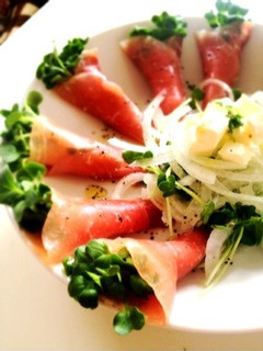 生ハムとクリームチーズの簡単前菜!-レシピのメイン写真