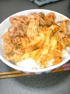 【手抜き】豚キムチ丼【簡単】-レシピのメイン写真