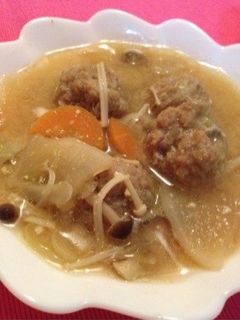 肉団子で豚汁風お味噌汁-レシピのメイン写真