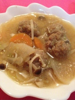 肉団子で豚汁風お味噌汁-レシピのメイン写真