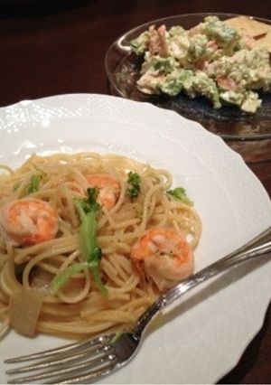 エビとブロッコリーのパスタ(^-^)-レシピのメイン写真
