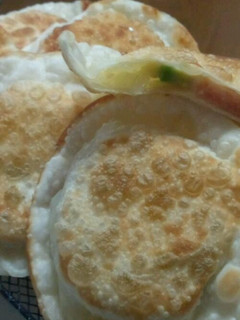 アボカド入り変わり餃子-レシピのメイン写真