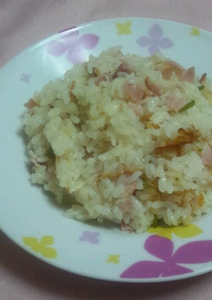 簡単炊飯器任せ☆ピラフ風炊き込みご飯-レシピのメイン写真