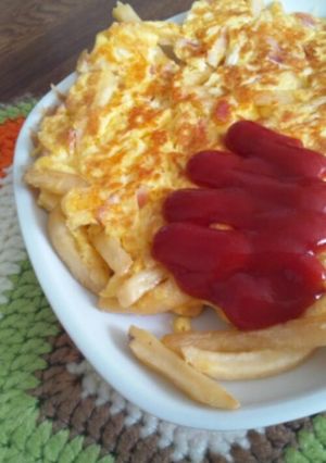 マクドナルドポテトの余りでチーズオムレツ-レシピのメイン写真