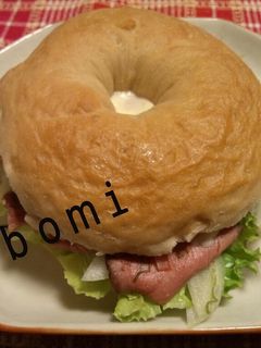 ベーグルde*ローストビーフサンド-レシピのメイン写真