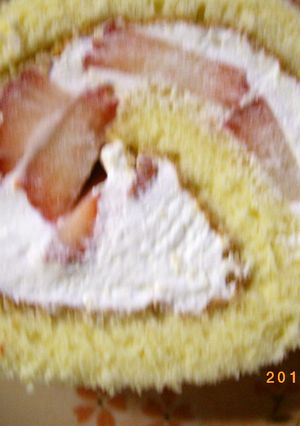 いちごロール-レシピのメイン写真