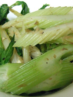 歯ごたえばっちり♪セロリの和風炒め-レシピのメイン写真