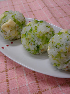 キャベツ入りチーズおにぎり-レシピのメイン写真