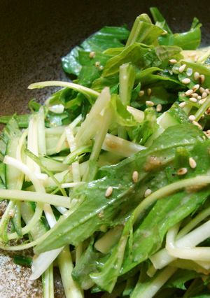 箸休めに♪水菜ときゅうりのごま味噌和え-レシピのメイン写真