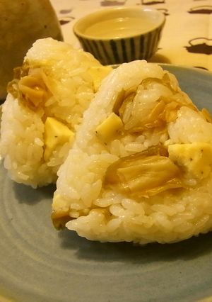 おつまみにも♫チーズとザーサイのおにぎり-レシピのメイン写真
