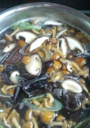 キノコが沢山トロトロ中華スープ-レシピのメイン写真