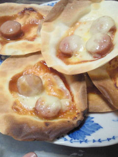 ギョーザの余った皮でピザ風-レシピのメイン写真