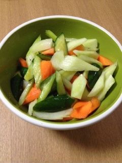 漬け物?みたいなサラダ-レシピのメイン写真