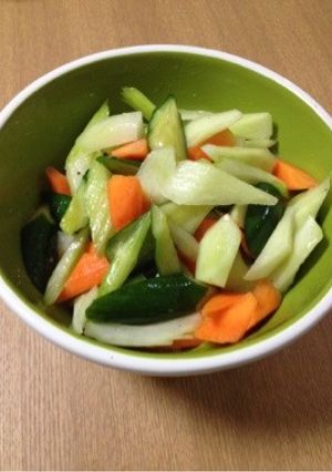 漬け物？みたいなサラダ-レシピのメイン写真