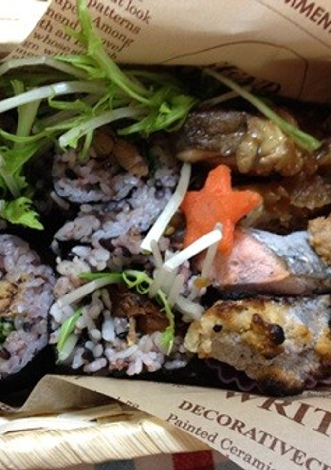 秋刀魚のかば焼き太巻き弁当-レシピのメイン写真