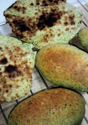 おひたしみたいな胡麻入りほうれん草パンw-レシピのメイン写真