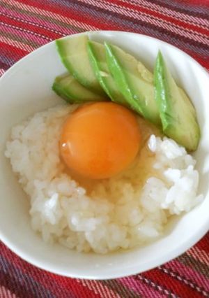 たまごがけご飯withアボカド-レシピのメイン写真