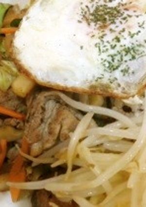 とても美味しい梅ナムル添え！スタミナ丼☆-レシピのメイン写真