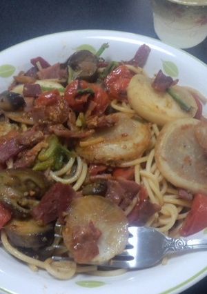 たっぷり野菜とベーコンのトマトパスタ-レシピのメイン写真
