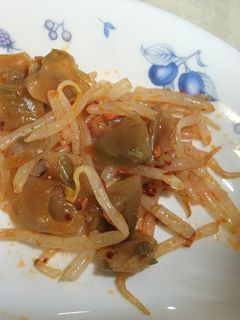 もやしと搾菜の食べるラー油和え-レシピのメイン写真