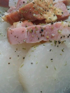 塩麹入り大根とベーコンのコンソメ煮-レシピのメイン写真