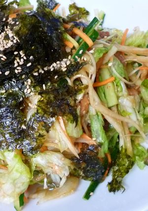韓国風野菜たっぷり❤サーモンサラダ-レシピのメイン写真