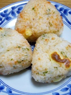 チーズ入り焼おにぎり-レシピのメイン写真