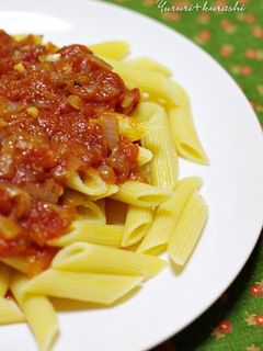 玉ねぎとにんにくだけ!簡単トマトソース-レシピのメイン写真