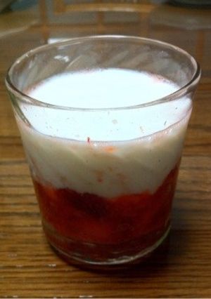 いちごヨーグルト-レシピのメイン写真