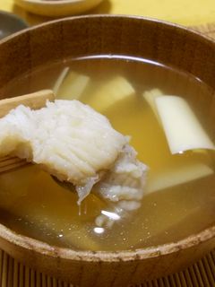 ハモと筍(たけのこ)の姫皮のお吸い物-レシピのメイン写真