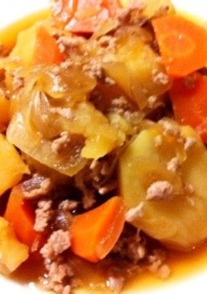簡単ノンオイル＊優しい味の豚ひき肉じゃが-レシピのメイン写真