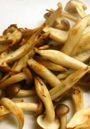 しめじの美味しい炒め方-レシピのメイン写真
