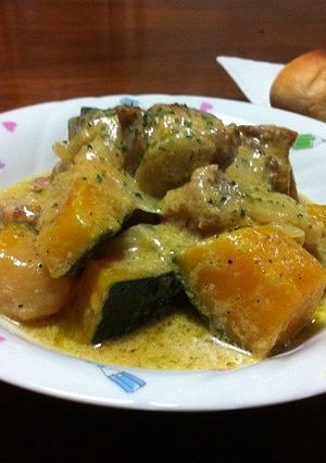 鶏肉とかぼちゃのクリーム煮-レシピのメイン写真
