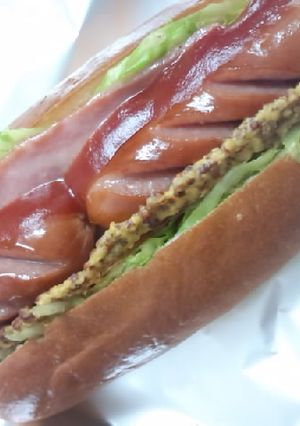 スパイシーなホットドッグ-レシピのメイン写真