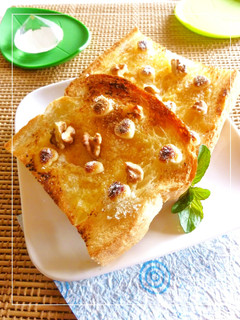 白味噌×塩麹 白チョコ・胡桃トースト-レシピのメイン写真