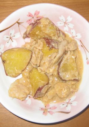 副菜に是非！豚肉とさつまいもの煮物-レシピのメイン写真
