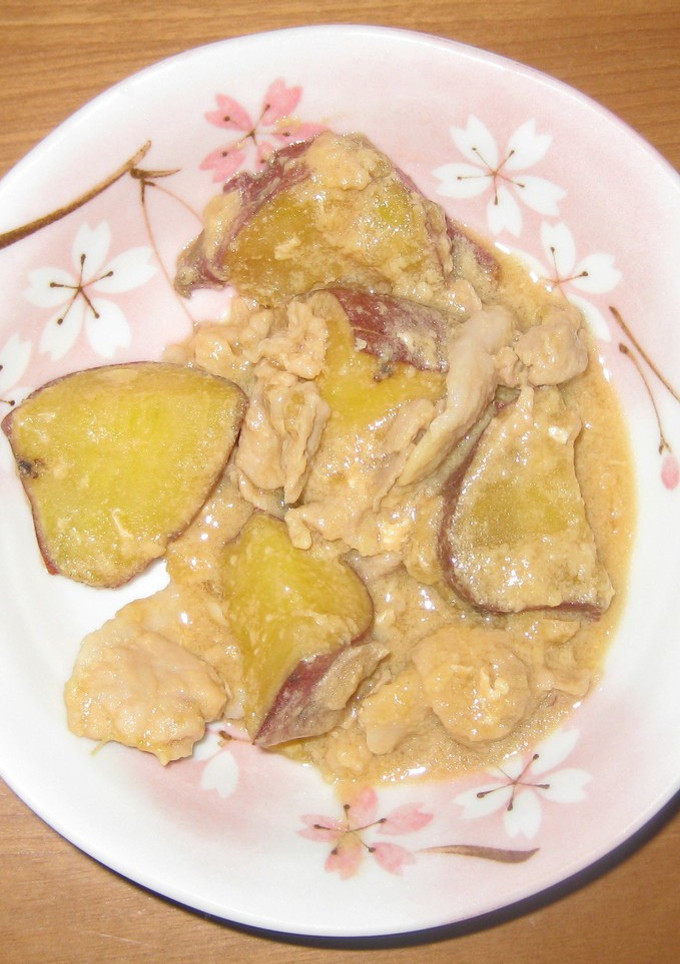 副菜に是非！豚肉とさつまいもの煮物-レシピのメイン写真
