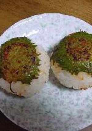 辛さが気持ちいい、”しそ焼きおにぎり（キムチバージョン）”でござーい。-レシピのメイン写真