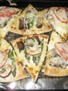 具材は好みでトッピング~オリジナルピザ~-レシピのメイン写真