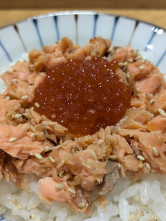 鮭といくらの親子丼-レシピのメイン写真