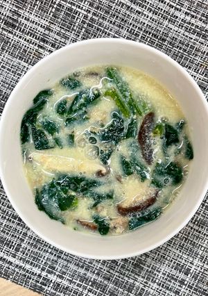 ほうれん草の豆乳味噌汁【ここから栄養士】-レシピのメイン写真