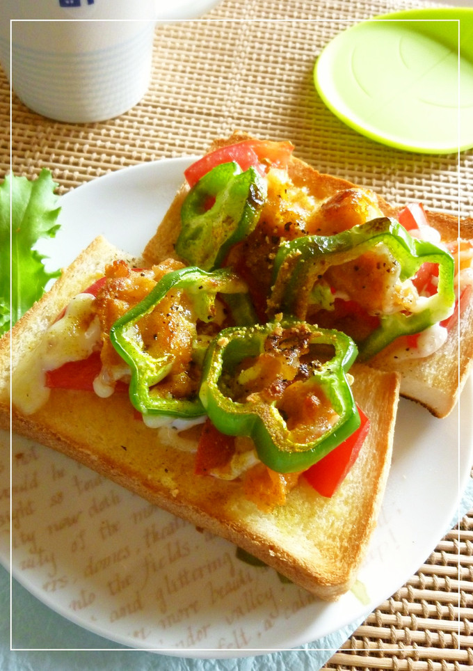唐揚げとトマトのカレー風味トースト-レシピのメイン写真