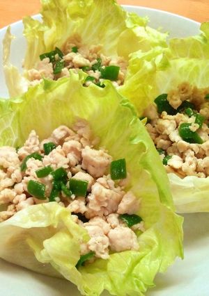 挽肉とピーマンのレタス巻き♪エスニック風-レシピのメイン写真