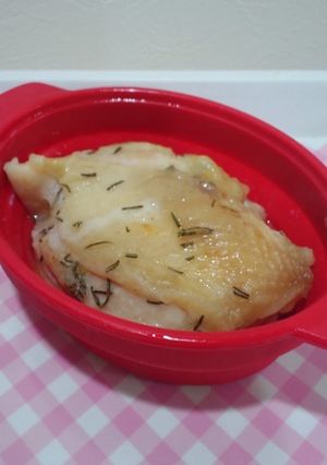 簡単即席☆レンジで鶏ハム風ハーブ蒸し-レシピのメイン写真