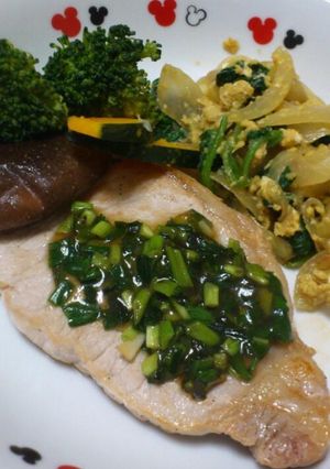 ネギ餡掛けの豚肉ソテー-レシピのメイン写真