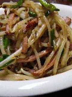 もやし、ねぎ、焼き豚スピード炒め-レシピのメイン写真
