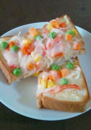 カニカマトースト☆ミックスベジタブル-レシピのメイン写真