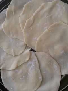 改・モチモチ手作り餃子の皮-レシピのメイン写真